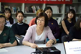 文化藝術管理學院與設計學院聯(lián)合開展主題黨日暨專業(yè)交流活動